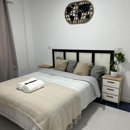 Rooms Mediavilla Madrid Exterior foto